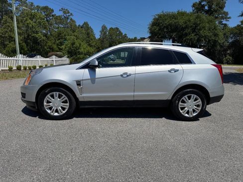 Used 2011 Cadillac SRX Luxury FWD image 3