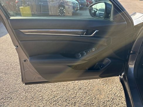Used 2020 Honda Accord Sport image 12