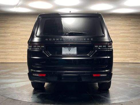 Used 2023 Jeep Grand Wagoneer Series II AWD/4WD image 17