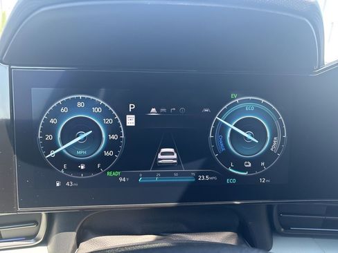 New 2025 Hyundai Elantra Limited image 15