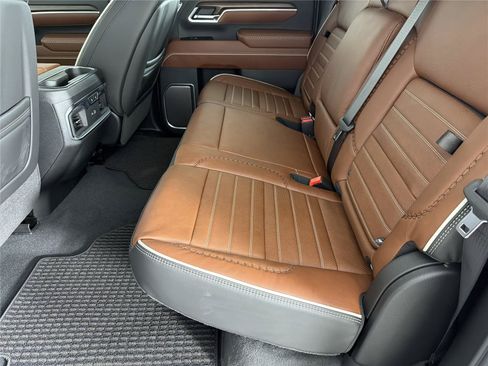 New 2026 GMC Sierra 2500 Denali Ultimate AWD/4WD image 19