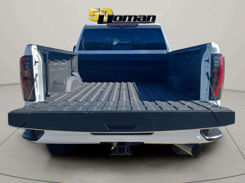 Used 2024 GMC Sierra 2500 4x4 Crew Cab AT4 w/ AT4 Premium Plus Package image 9