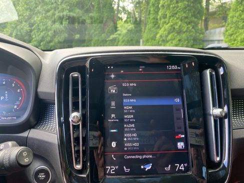 Used 2019 Volvo XC40 T5 R-Design AWD/4WD image 15