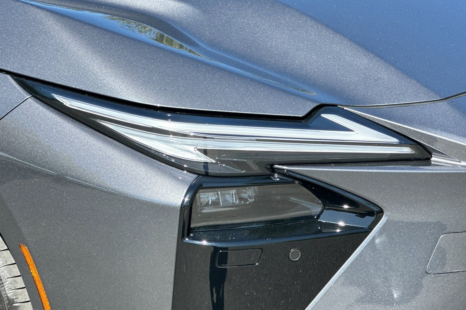 New 2026 Lexus ES 350e w/ Convenience Package FWD image 12