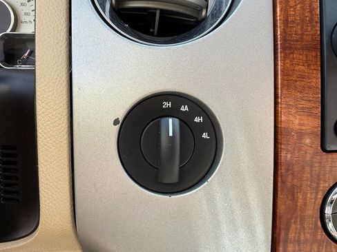 Used 2008 Ford Expedition Eddie Bauer image 27