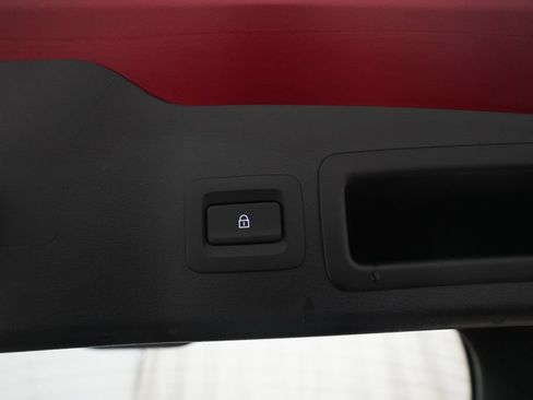 Used 2024 MAZDA MAZDA3 s FWD image 15