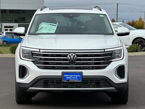 New 2026 Volkswagen Atlas SE image 8