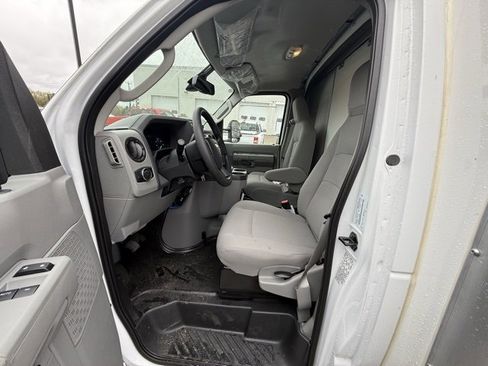 New 2026 Ford E-350 and Econoline 350 Super Duty w/ Power Equipment Group image 9