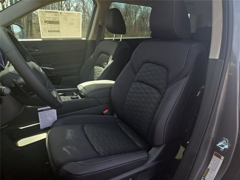 New 2026 Nissan Pathfinder SV AWD/4WD image 10