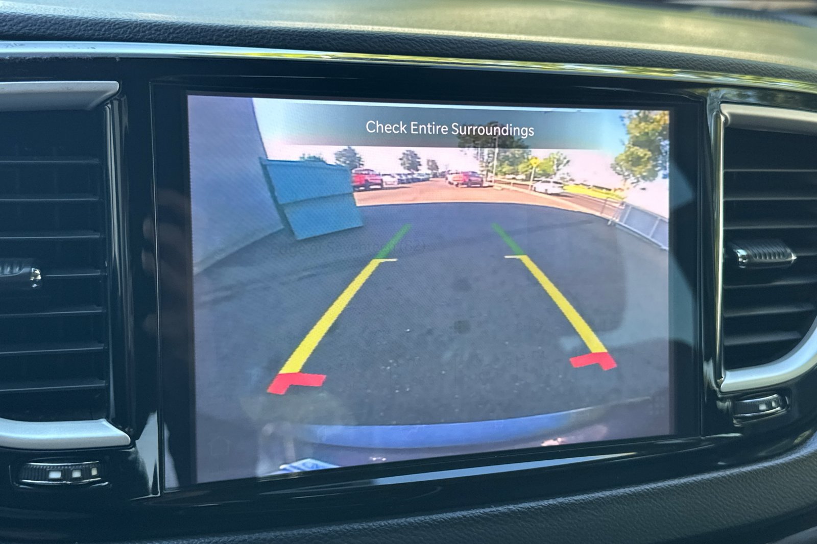 Used 2021 Chrysler Pacifica Touring-L FWD image 20
