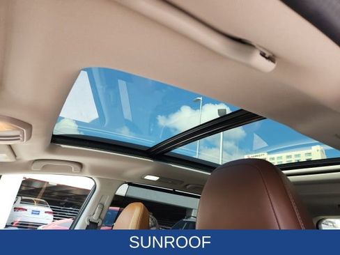 Used 2024 Subaru Ascent Touring image 8