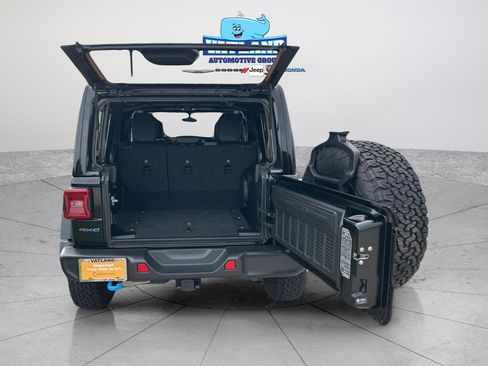 Certified 2023 Jeep Wrangler Unlimited Rubicon 4xe w/ Cold Weather Group AWD/4WD image 37