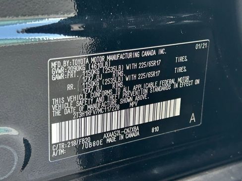 Used 2021 Toyota RAV4 LE image 61