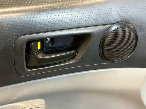 Used 2013 Toyota Tacoma 2WD Regular Cab image 18