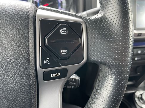 Used 2015 Toyota 4Runner Limited image 17