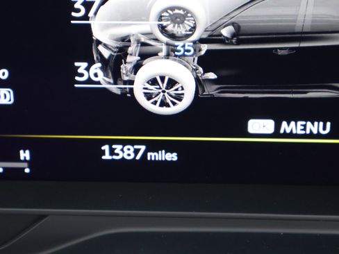 Certified 2026 INFINITI QX60 Luxe w/ Family Package image 29