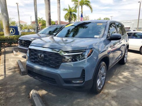 Used 2024 Honda Passport EX-L image 2