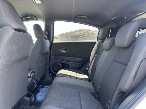 Used 2021 Honda HR-V Sport image 23