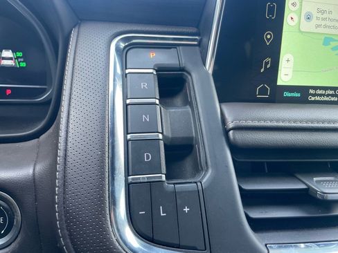 Used 2023 GMC Yukon XL SLT image 10