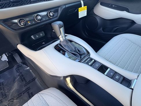 New 2026 Honda HR-V LX image 14