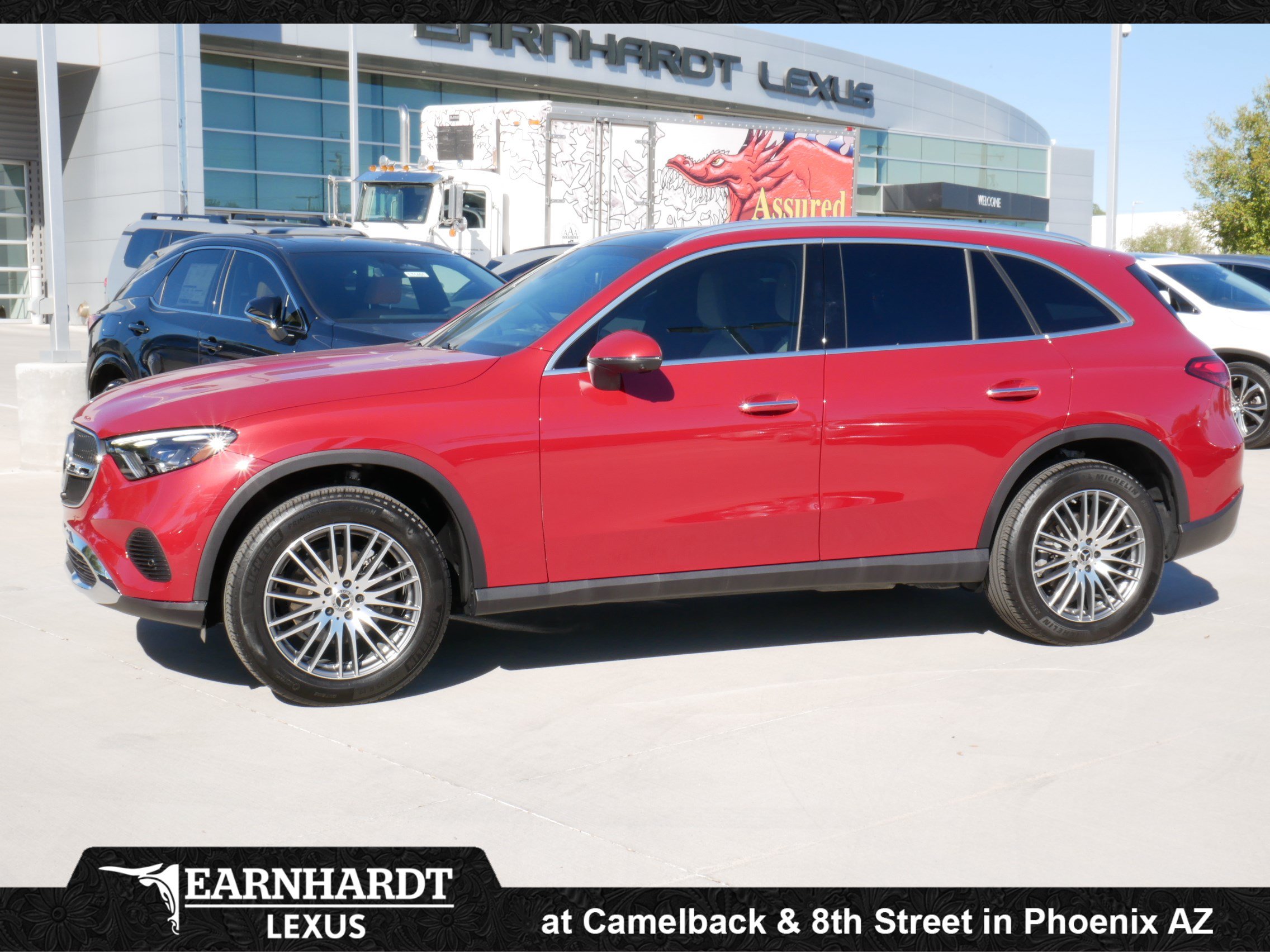 Used 2026 Mercedes-Benz GLC 300 image 1