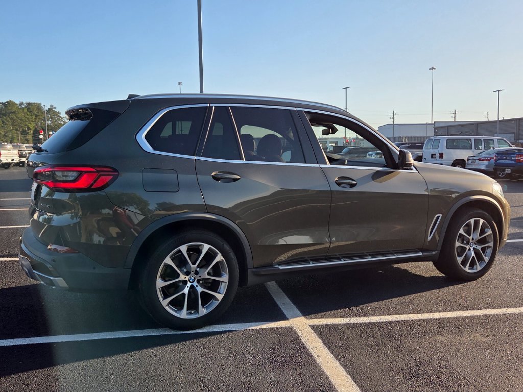 Used 2020 BMW X5 xDrive40i w/ Premium Package AWD/4WD image 12