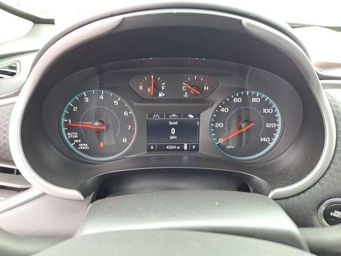 Used 2024 Chevrolet Malibu LT w/ Midnight Edition FWD image 8