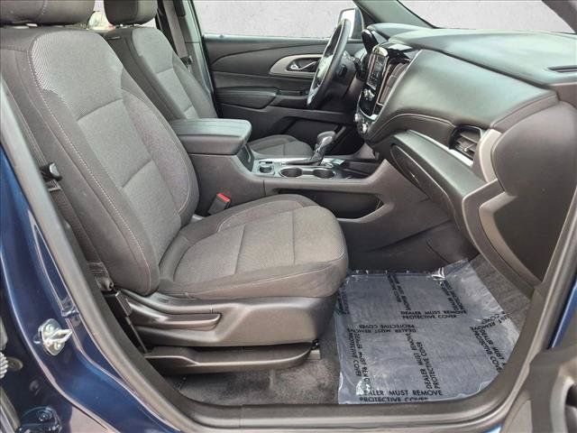 Used 2023 Chevrolet Traverse LT w/ LPO, Floor Liner Package AWD/4WD image 22