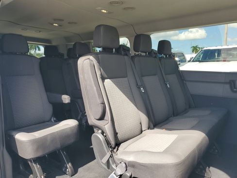 Used 2023 Ford Transit 350 XLT image 12