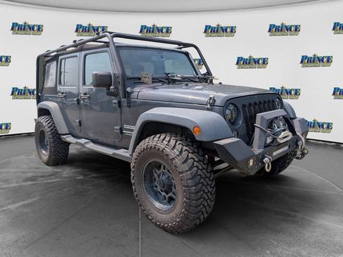 Used 2018 Jeep Wrangler Unlimited Sport S AWD/4WD image 7