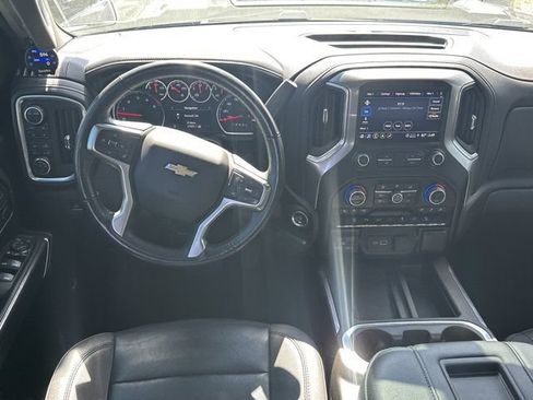 Used 2021 Chevrolet Silverado 2500 LTZ w/ Z71 Chrome Sport Edition AWD/4WD image 27