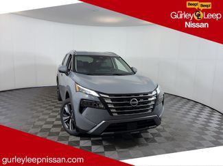 Used 2024 Nissan Rogue SL video 1