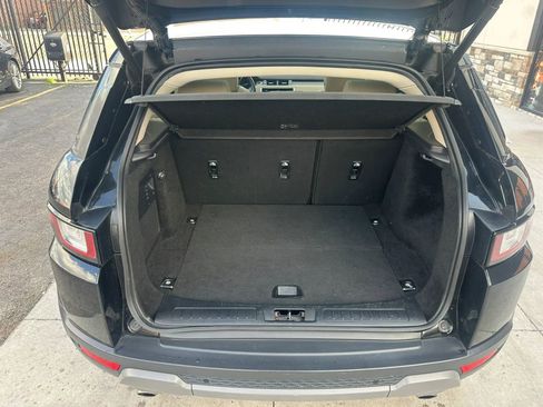 Used 2018 Land Rover Range Rover Evoque image 6