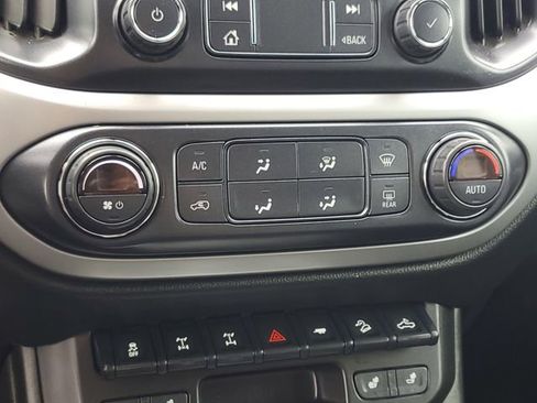 Used 2022 Chevrolet Colorado ZR2 image 22