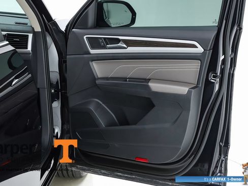 Used 2023 Volkswagen Atlas SE w/ Black Wheel Package FWD image 31