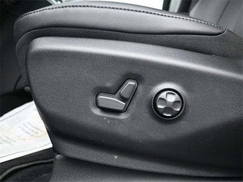 New 2026 Chrysler Voyager LX image 11