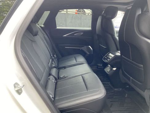 Certified 2025 Cadillac Lyriq Sport w/ LPO, Floor Liner Package AWD/4WD image 18