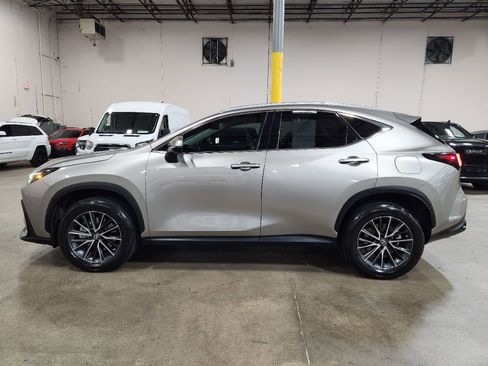 Used 2022 Lexus NX 250 FWD w/ Premium Package image 8