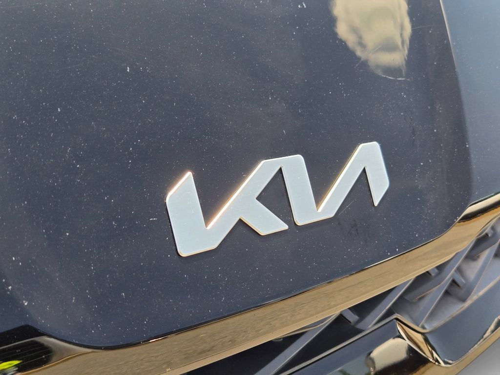 Certified 2024 Kia K5 GT-Line w/ GT-Line Premium Package FWD image 5