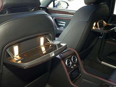 Used 2014 Bentley Flying Spur W12 AWD/4WD image 22