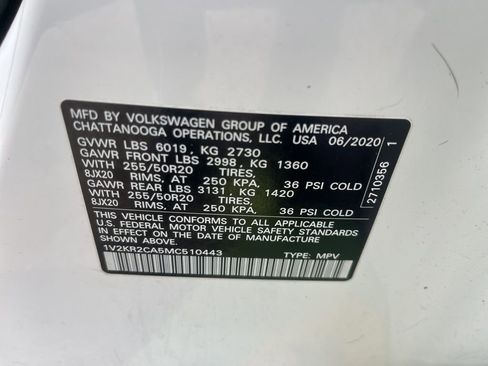 Used 2021 Volkswagen Atlas SE image 31