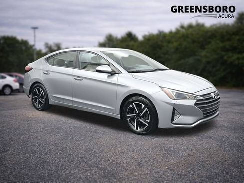 Used 2020 Hyundai Elantra SE FWD image 1