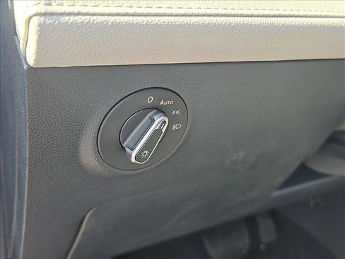 New 2026 Volkswagen Taos S FWD image 8