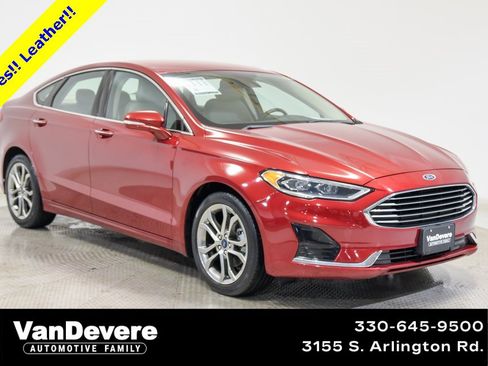 Used 2019 Ford Fusion SEL image 1