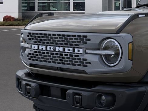 New 2026 Ford Bronco Badlands AWD/4WD image 19