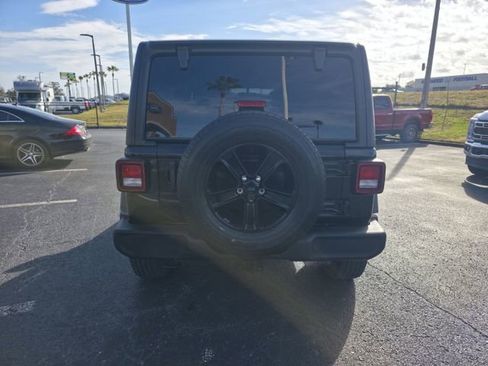 Used 2022 Jeep Wrangler Unlimited Sport image 6