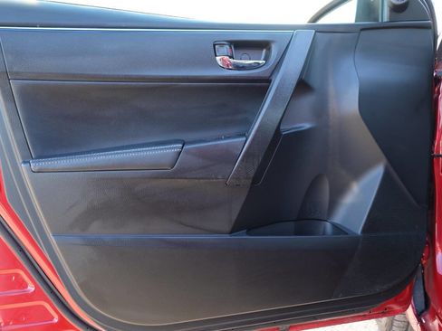 Used 2016 Toyota Corolla S image 12