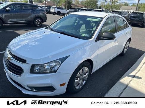 Used 2016 Chevrolet Cruze LS image 1