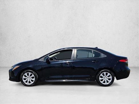 Used 2024 Toyota Corolla LE FWD image 9