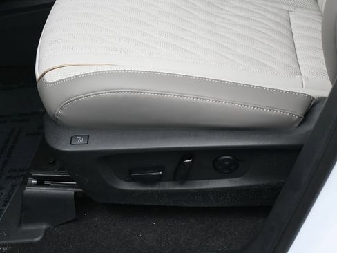 New 2026 INFINITI QX60 Autograph image 18